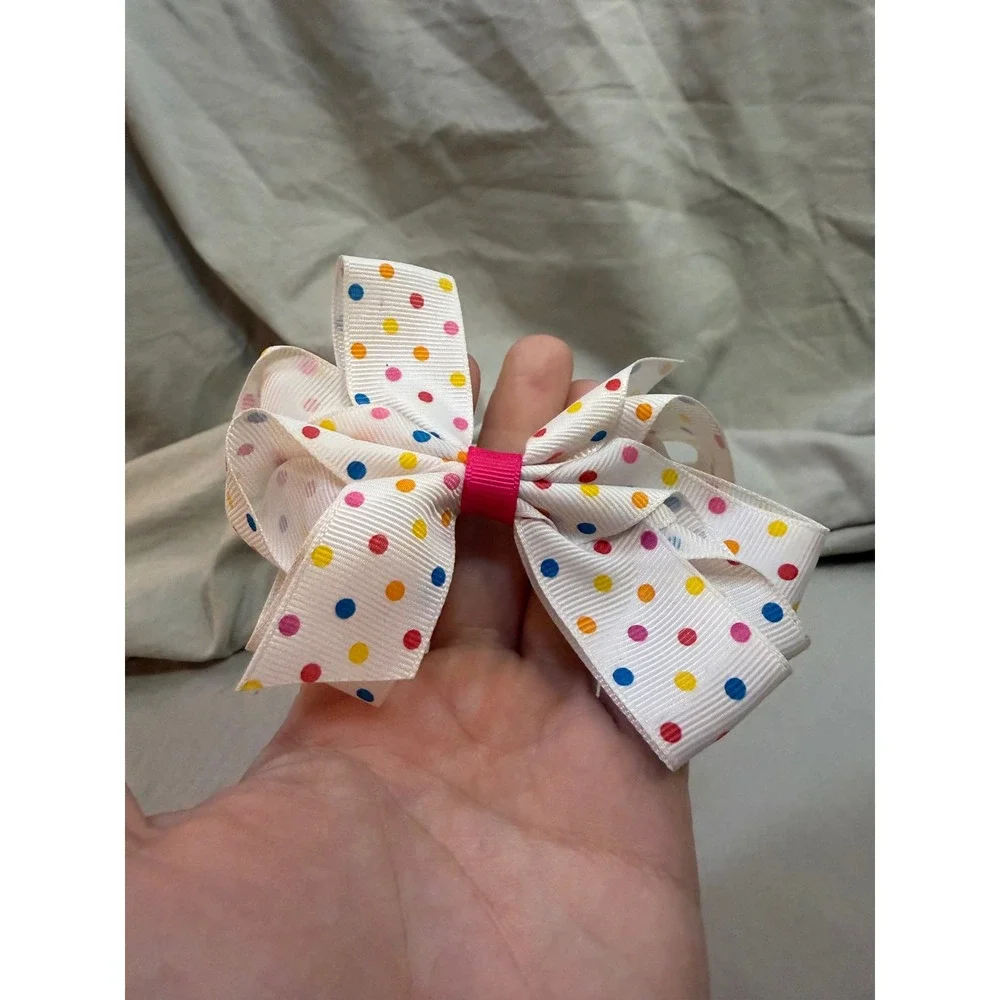 N/A white grosgrain